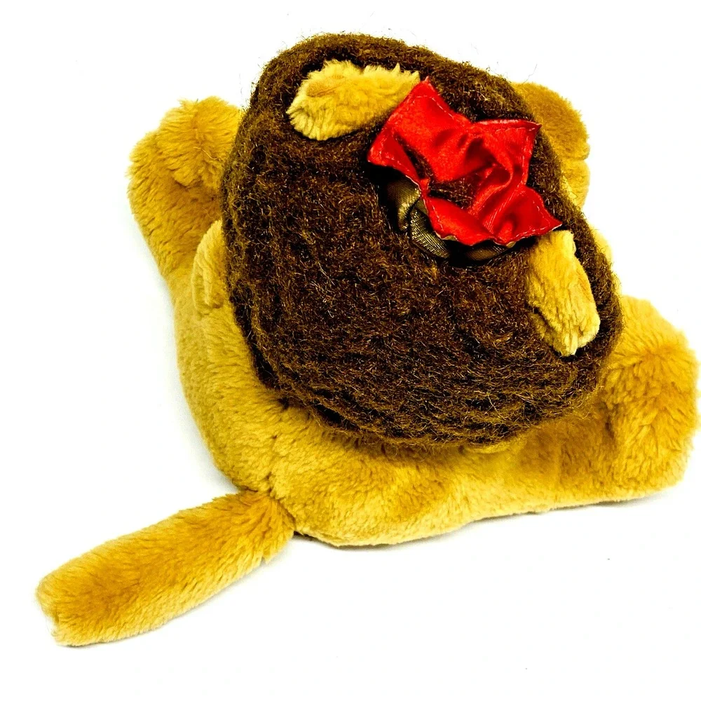 Hallmark Lion Plush Heart & Bow 10